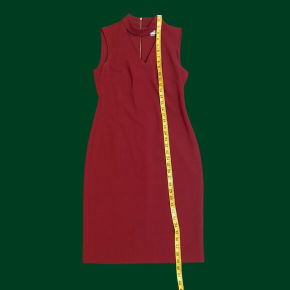 ๐ฅ Calvin Klein Red Sleeveless Zip-Back Sheath Dress โ Size 6 | Keyhole Neckline - Picture 6 of 10